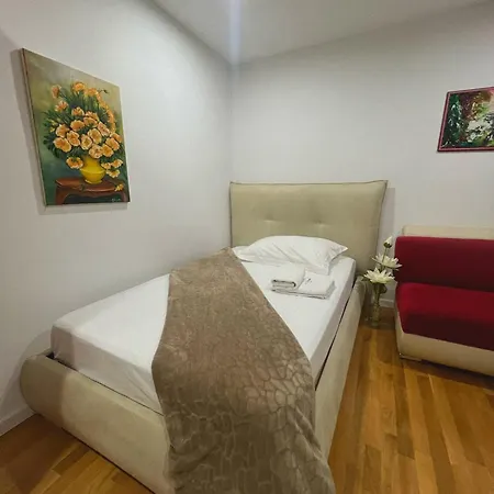 And Cozy X4 Victoria 2 *